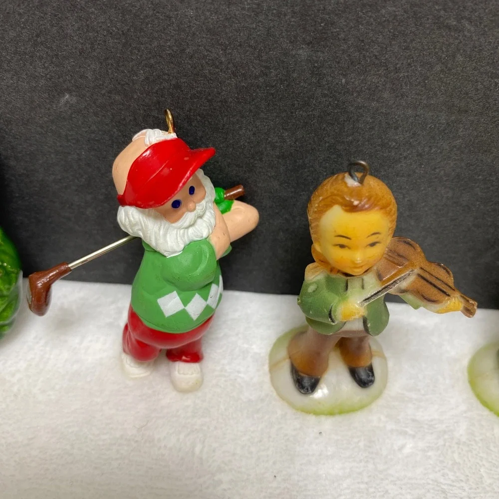 VTG Christmas Ornaments Lot 8 Figurines‎